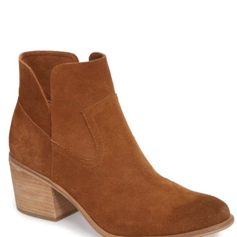 BP BRICE-LEA Suede ankle boots